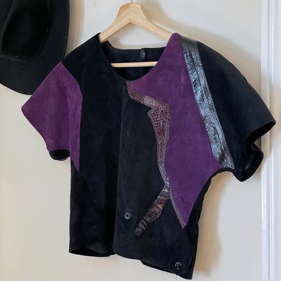Vintage 1980s patchwork suede & leather purple & black short sleeve top 🇨🇦 - Picture 4 of 14